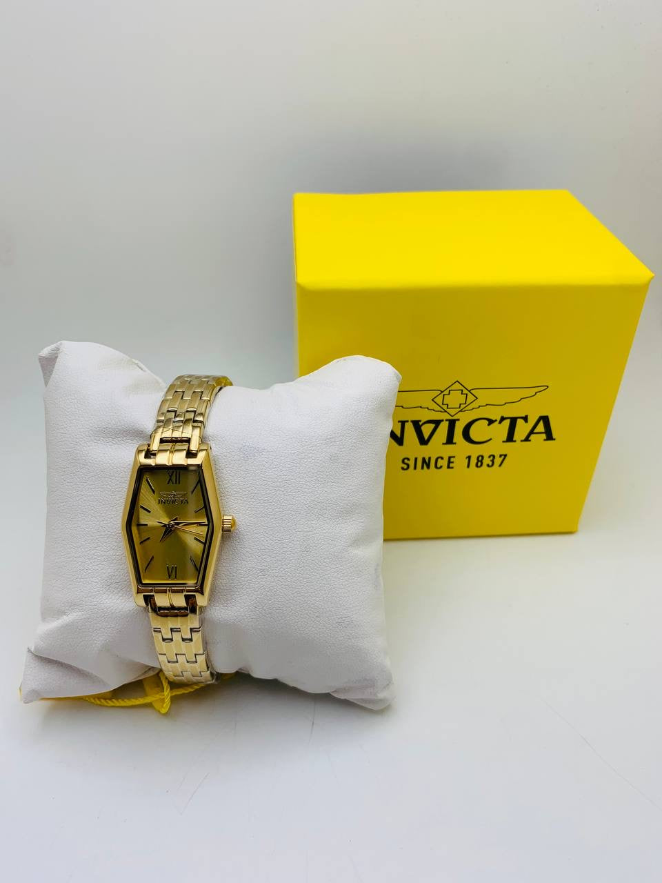 invicta watch