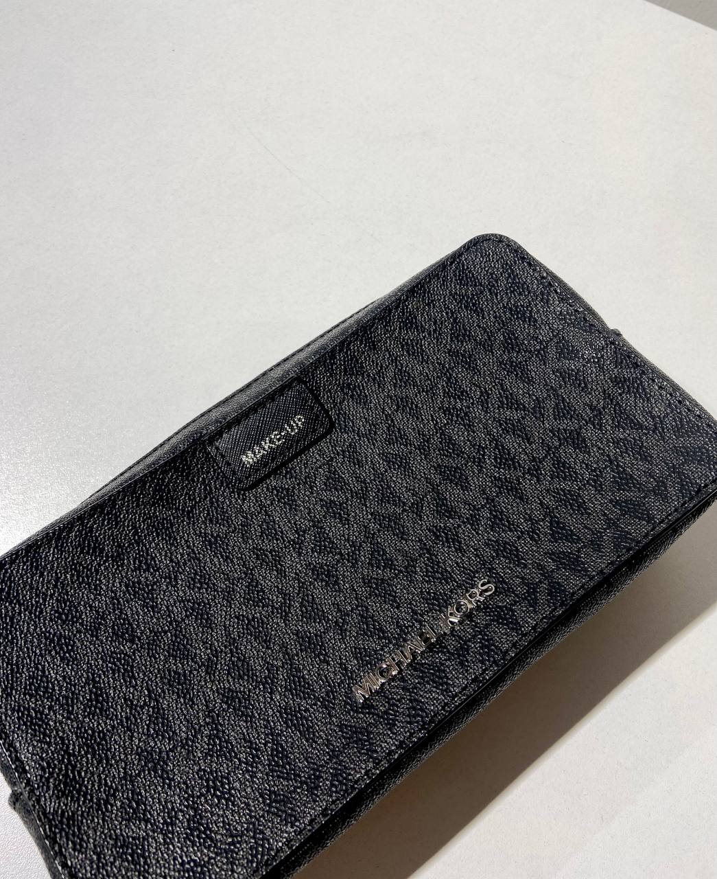 Michael kors makeup bag