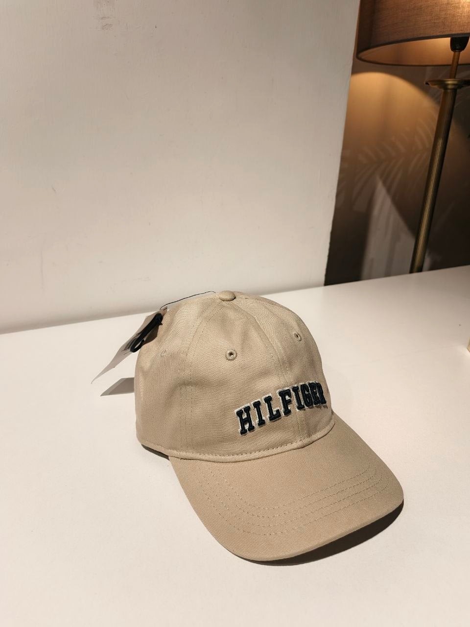 Tommy Hilfiger cap