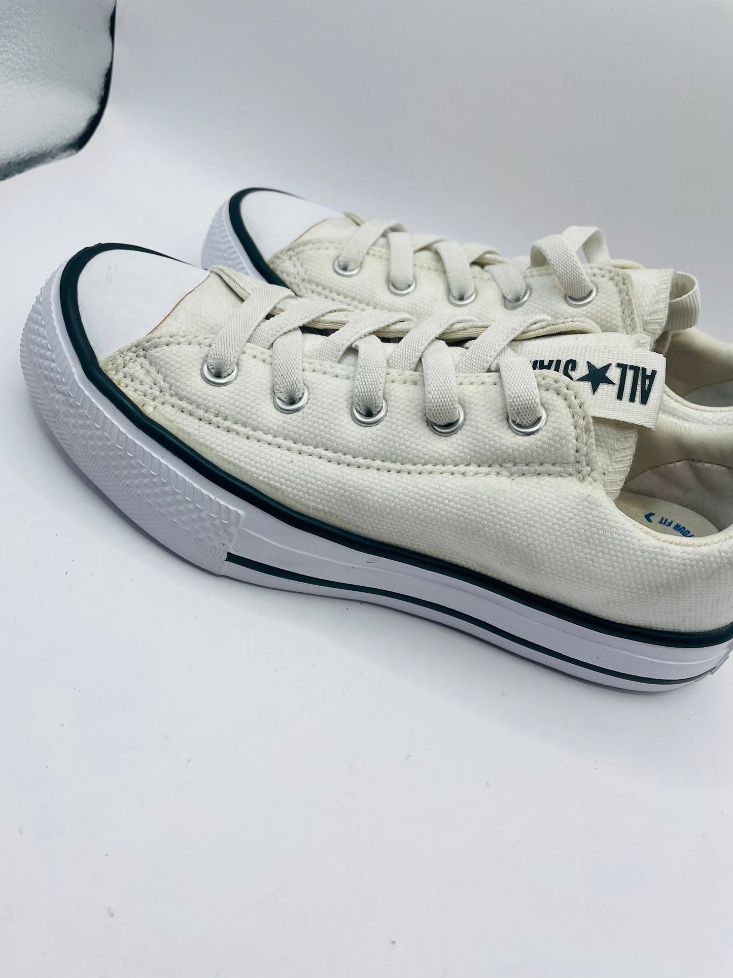 Converse kids sneakers