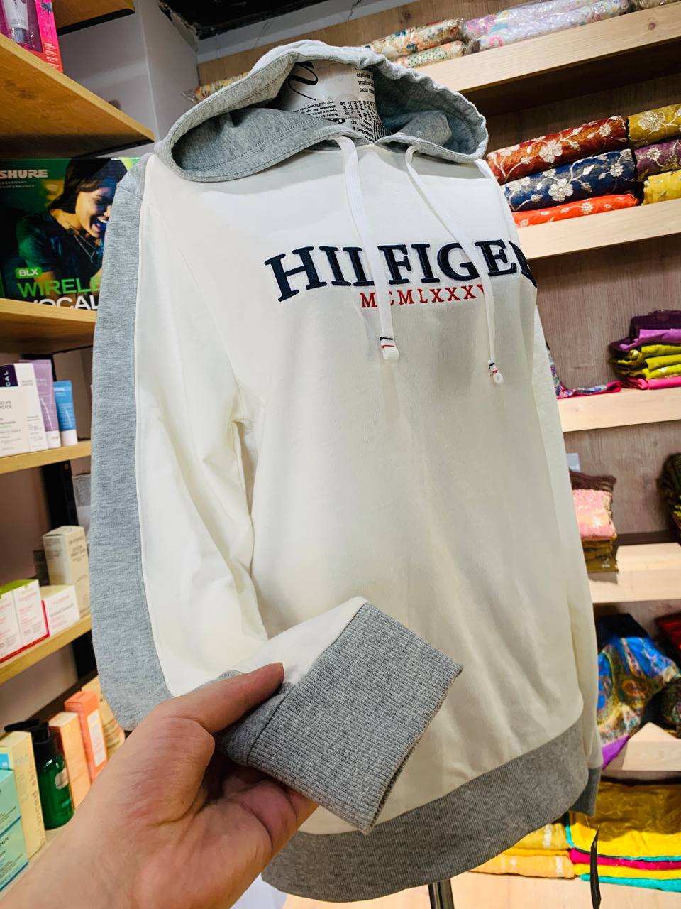 Tommy Hilfiger hoodie