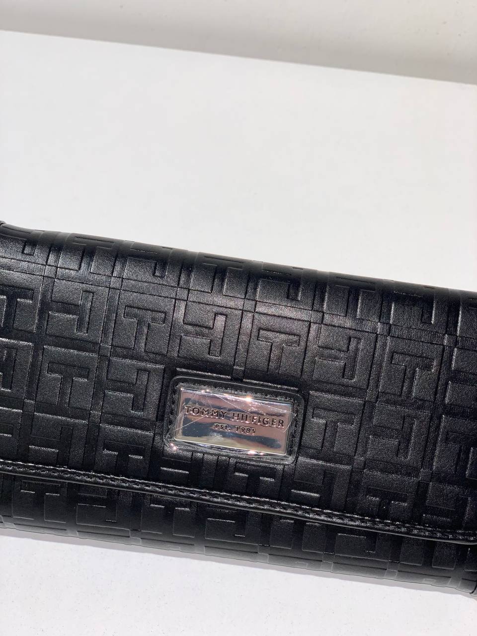 Tommy Hilfiger wallet