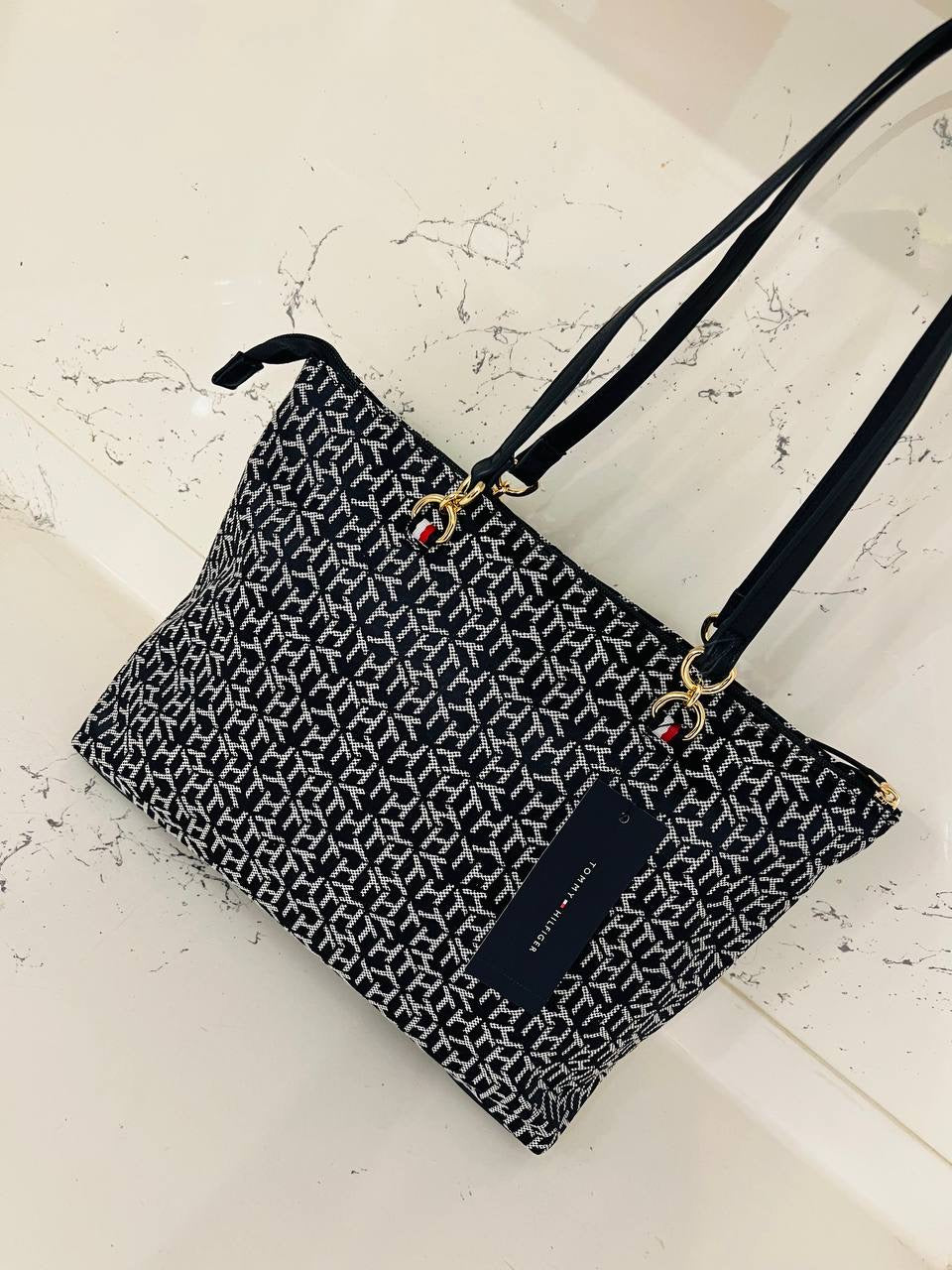 Tommy Hilfiger shoulder bag