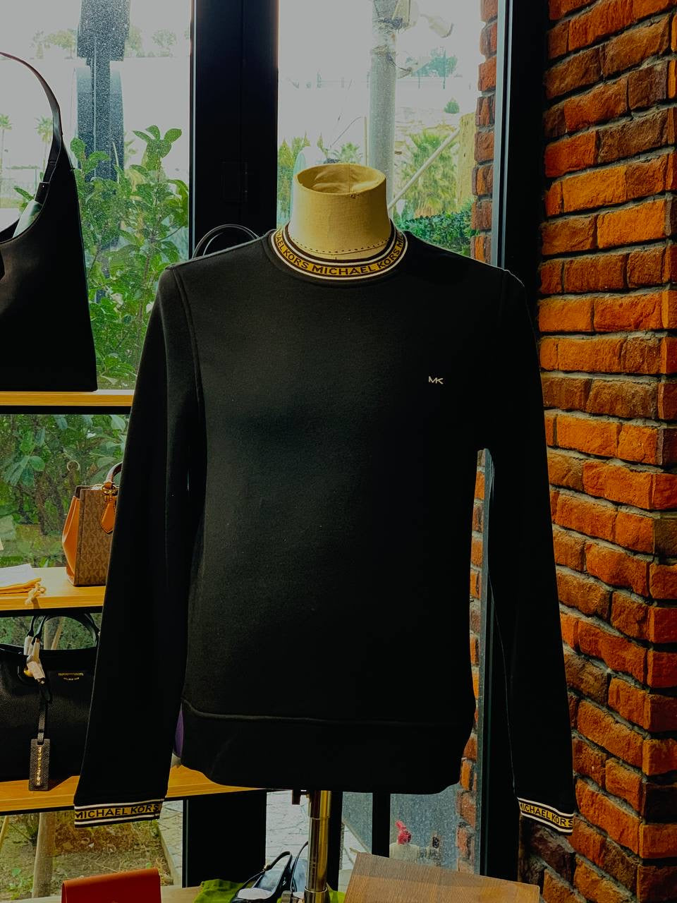 Michael kors sweater size medium