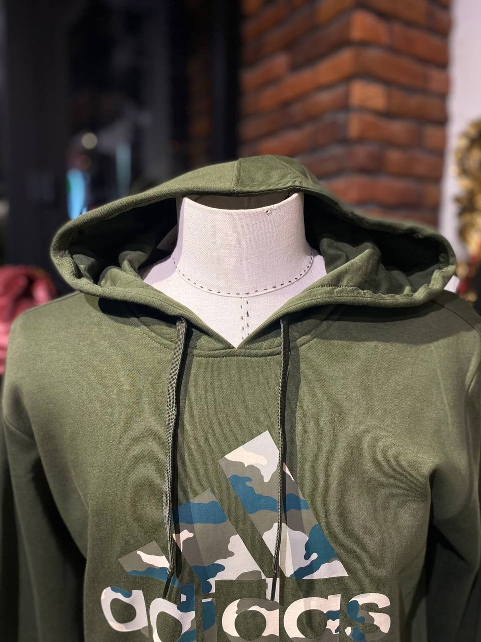 Adidas hoodie size medium