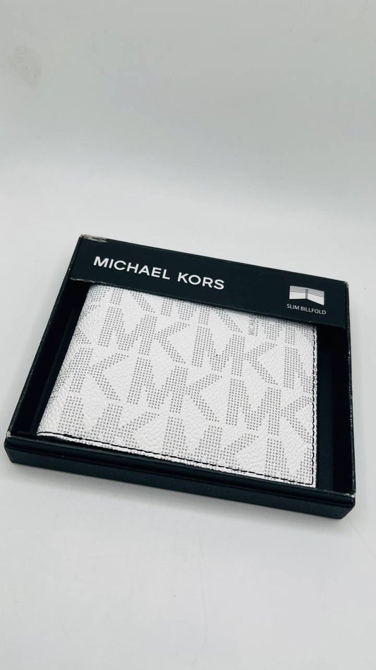 Michael kors white wallet