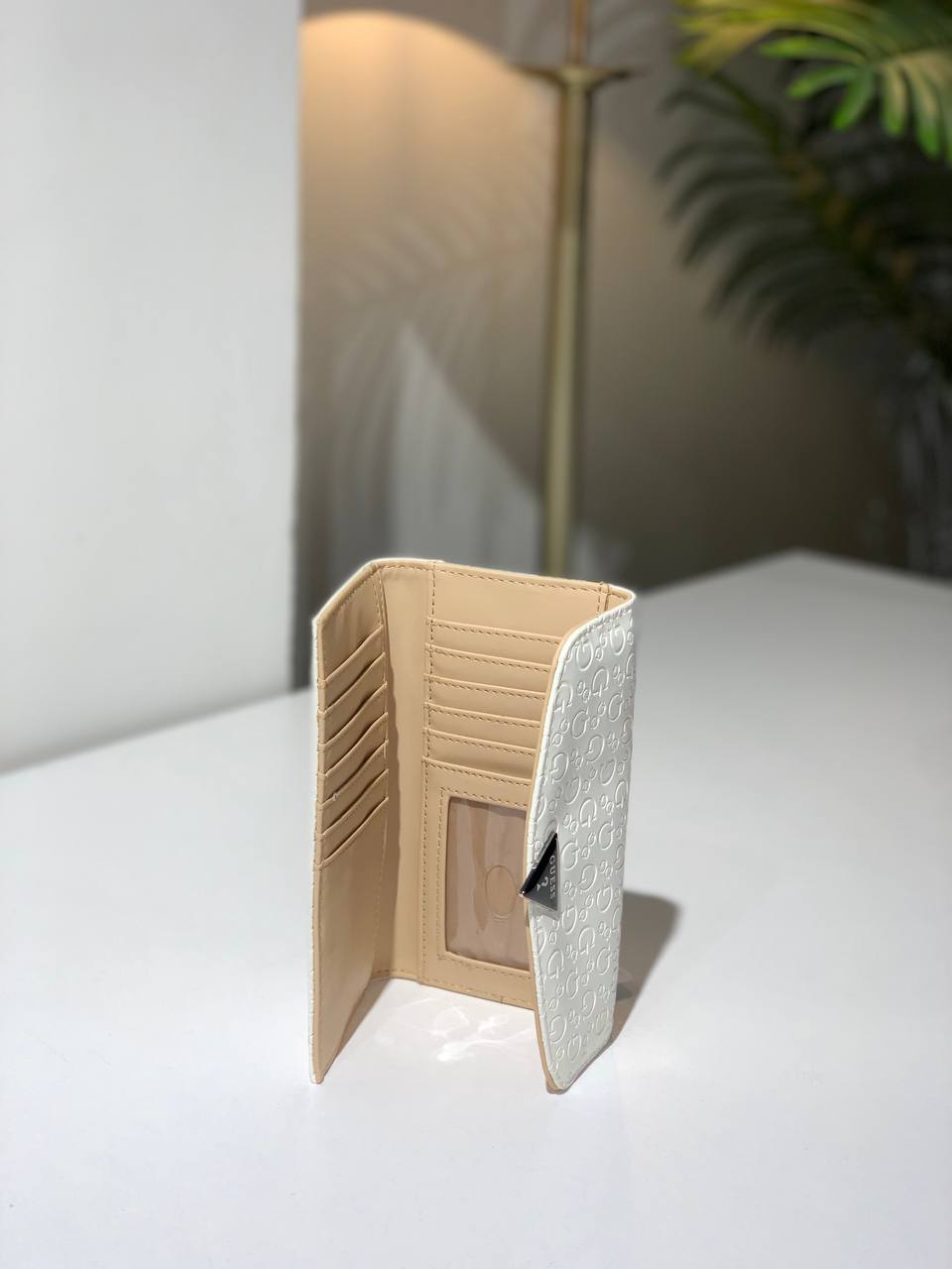 Guess wallet