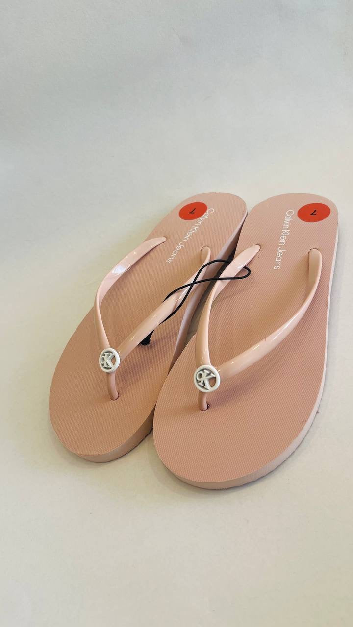 Calvin Klein sandal size 37.5