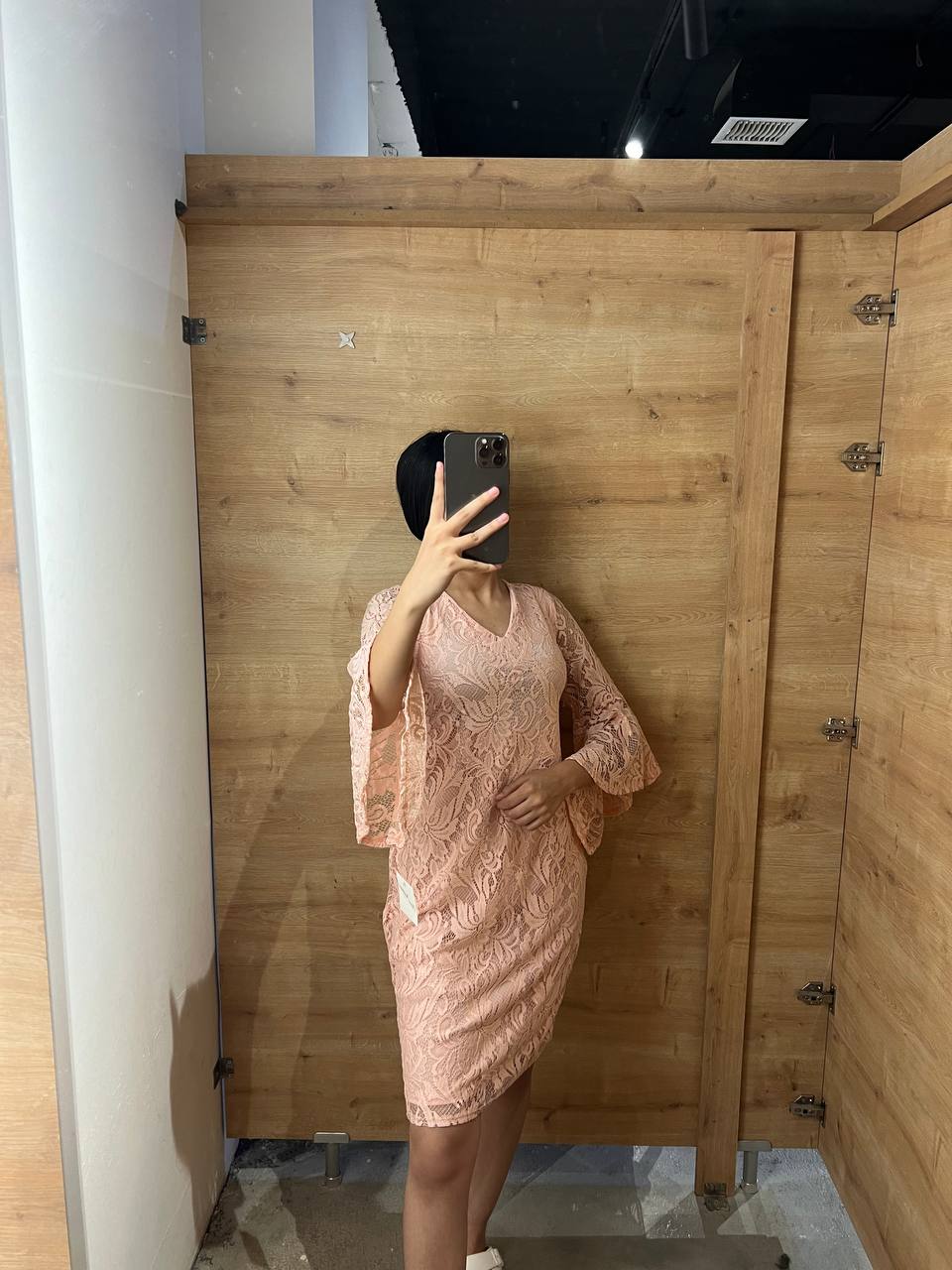 Olivia Matheus dress