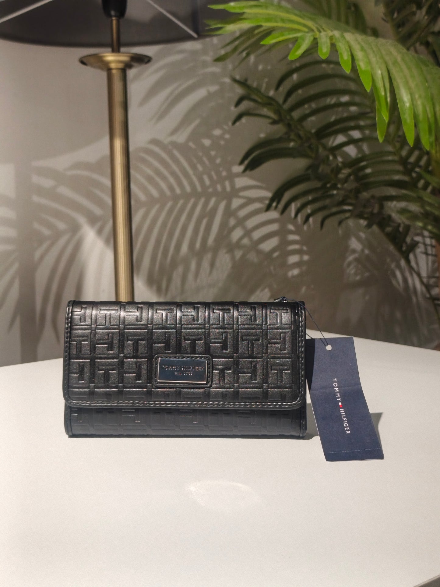 Tommy Hilfiger wallet