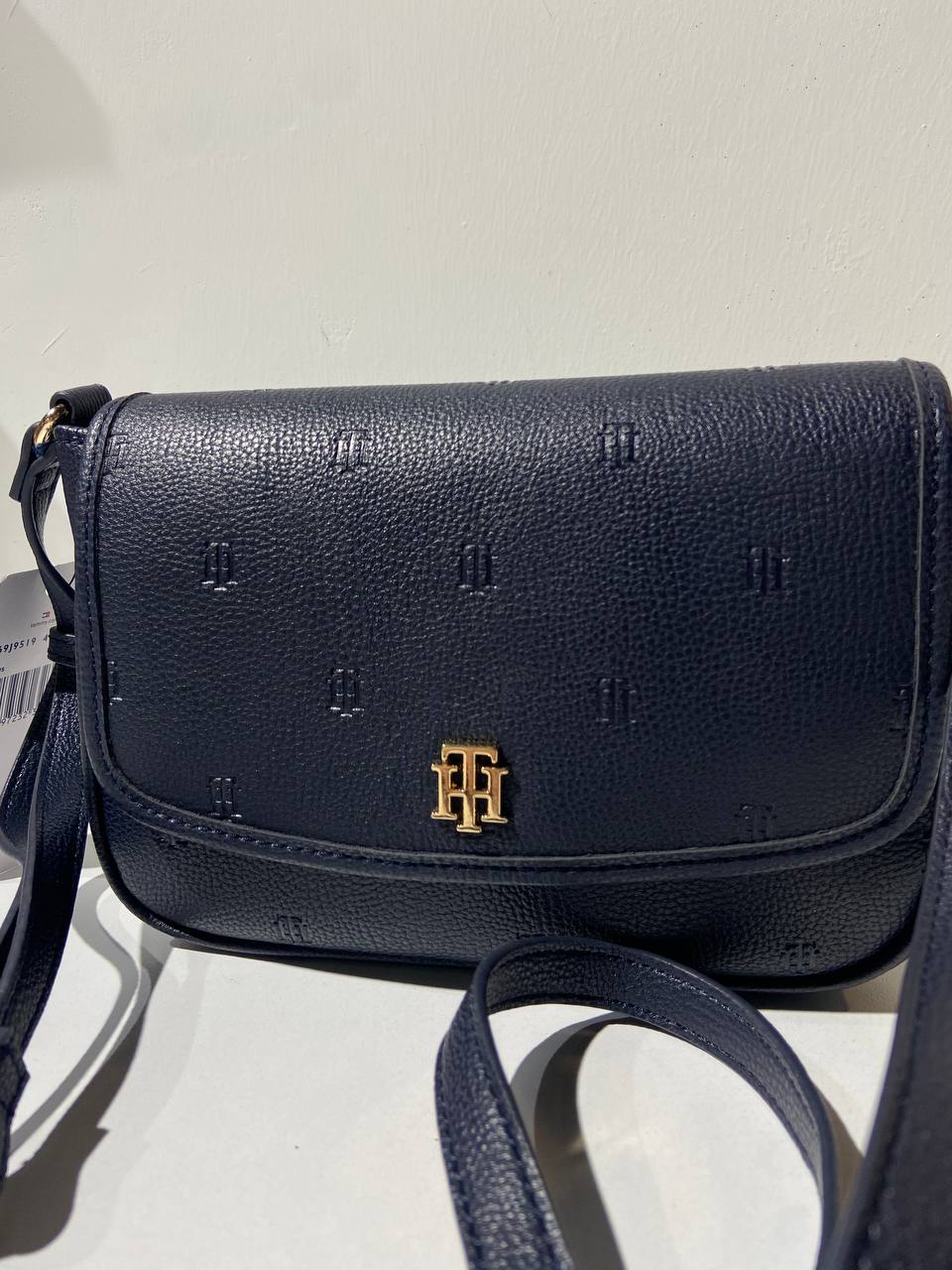 Tommy Hilfiger bag