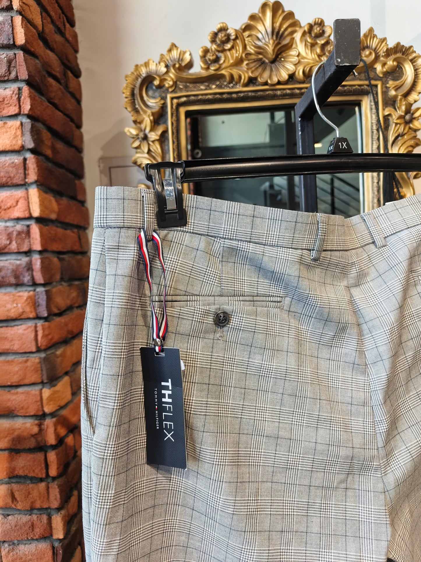 Tommy Hilfiger mens pant