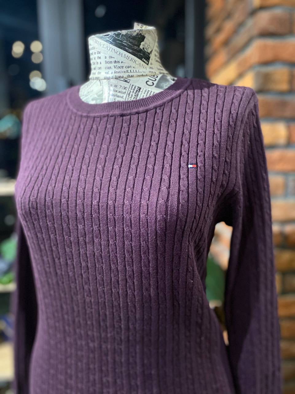 Tommy Hilfiger sweater