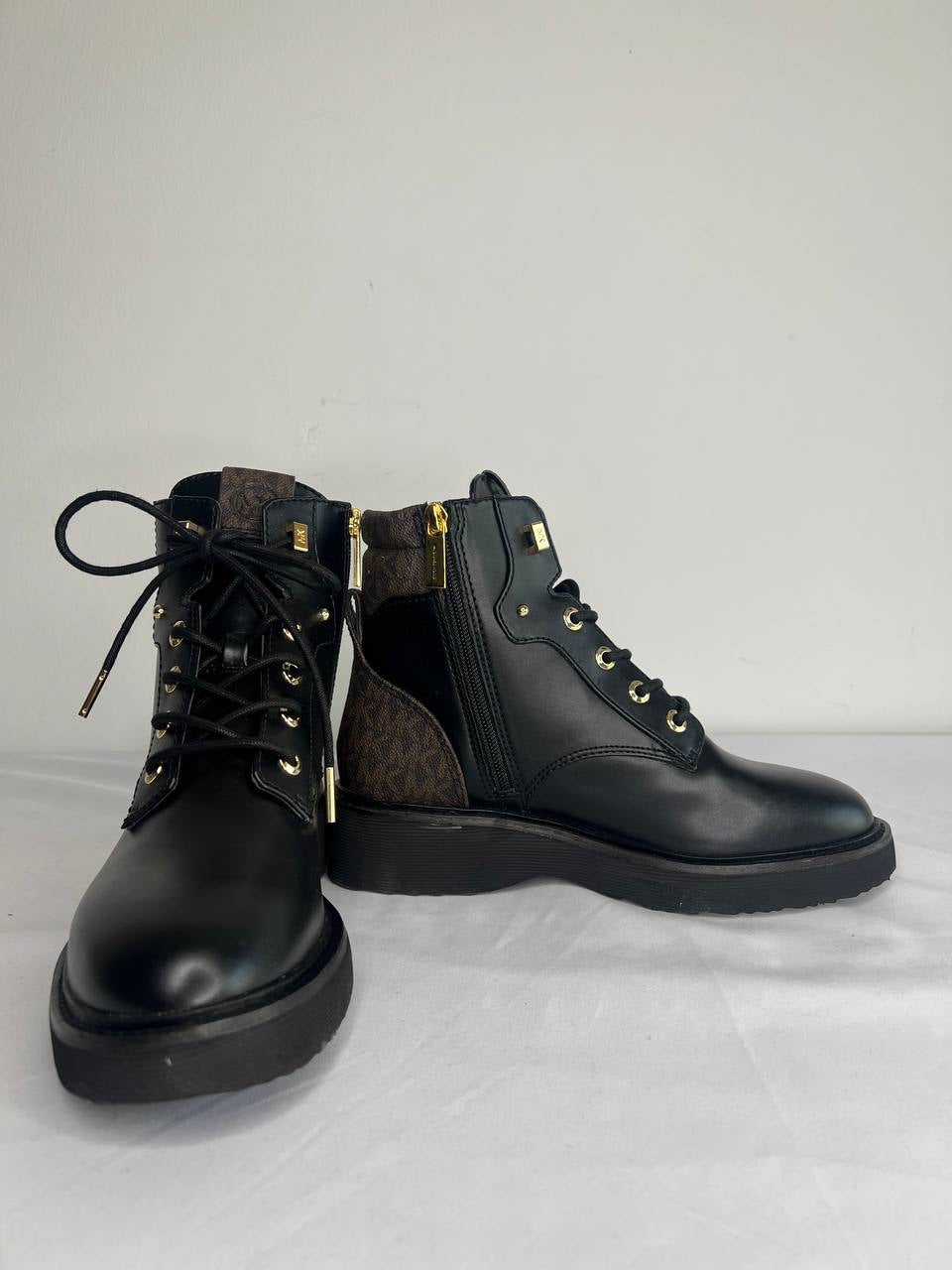 Michael kors boots