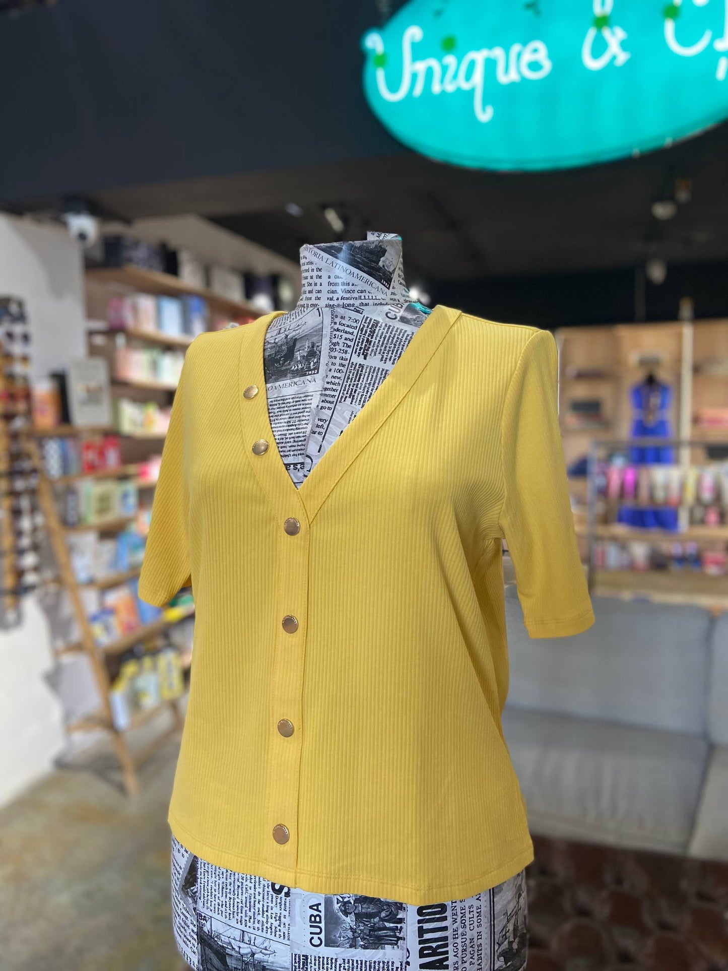 Micahel kors top