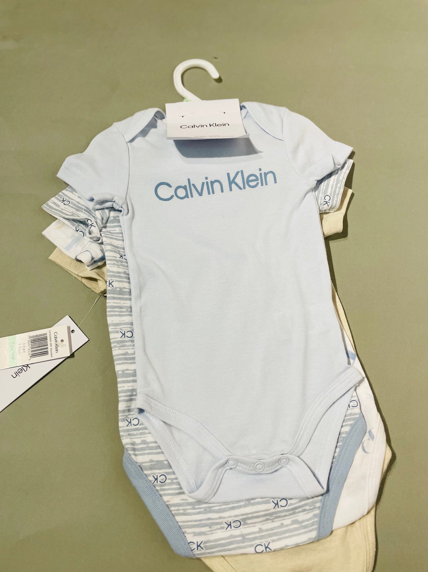 Calvin Klein set