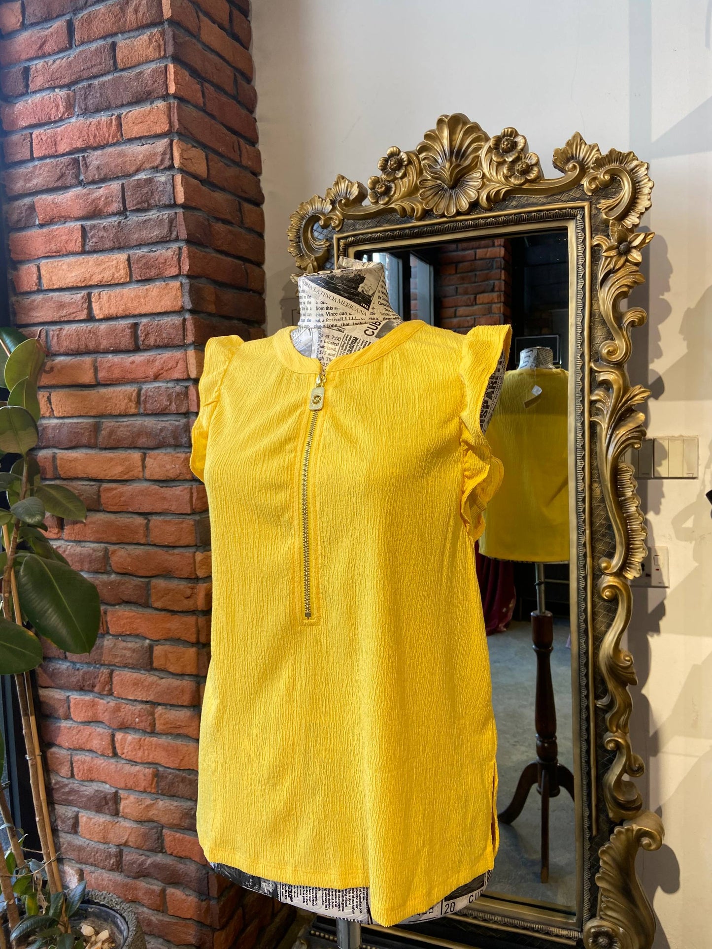 Michael kors top size medium