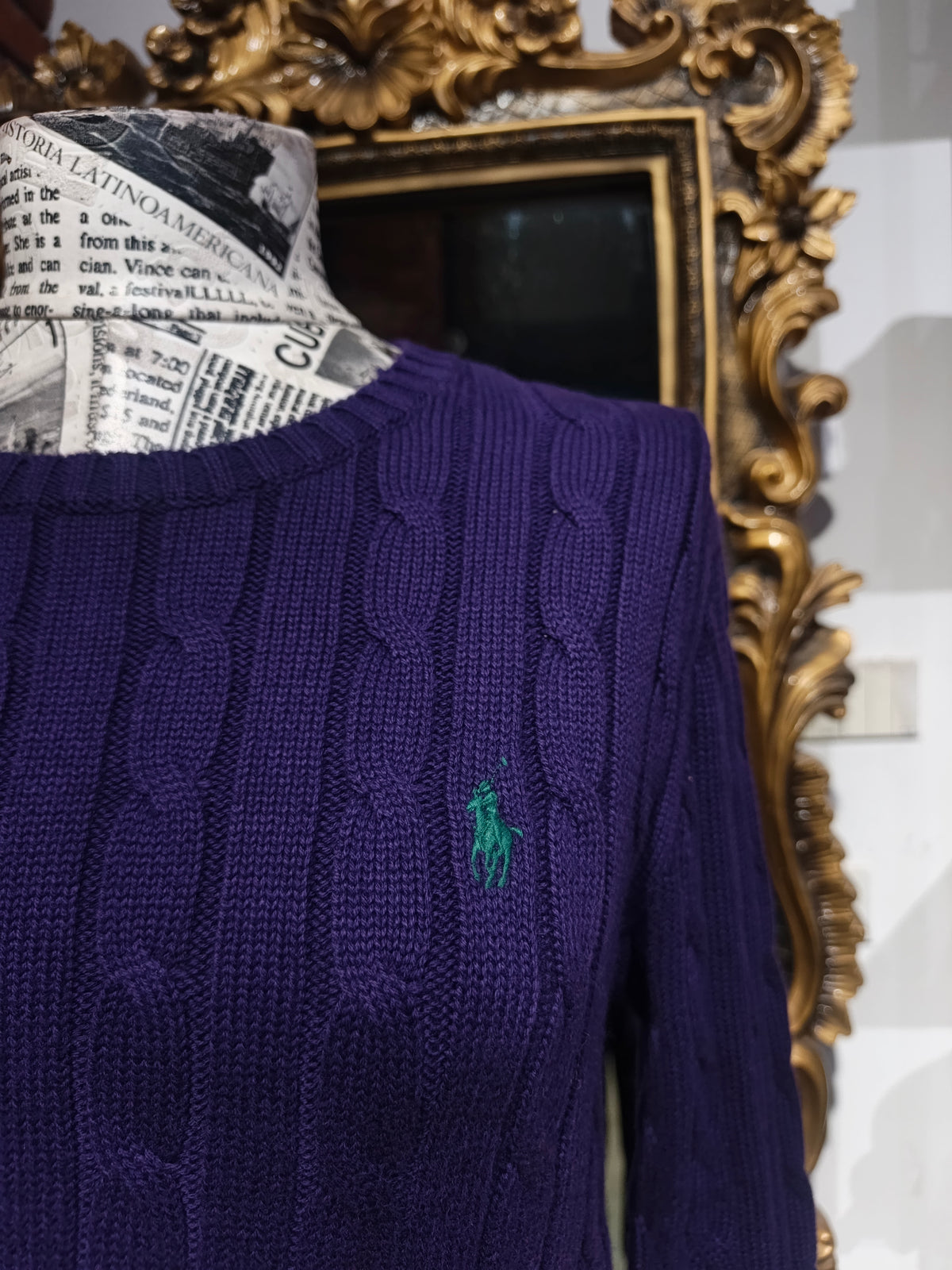 Ralph Lauren sweater size small