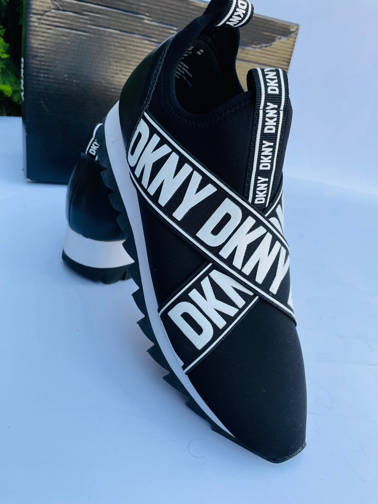 Dkny sneakers