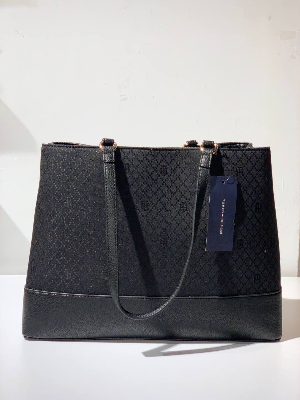Tommy Hilfiger bag
