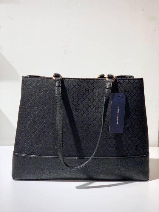 Tommy Hilfiger bag
