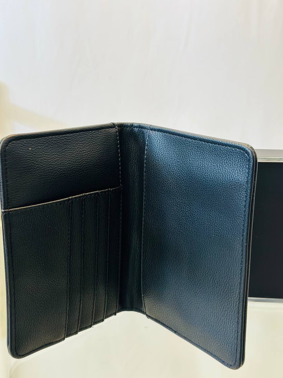 Guess wallet