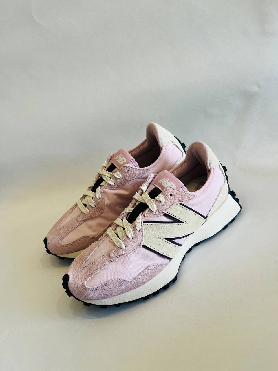 new balance size 42.5