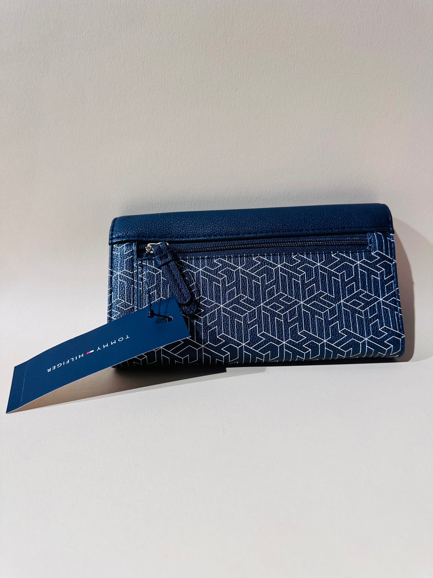 Tommy Hilfiger wallet