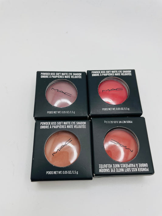 Mac eyeshadow & blush