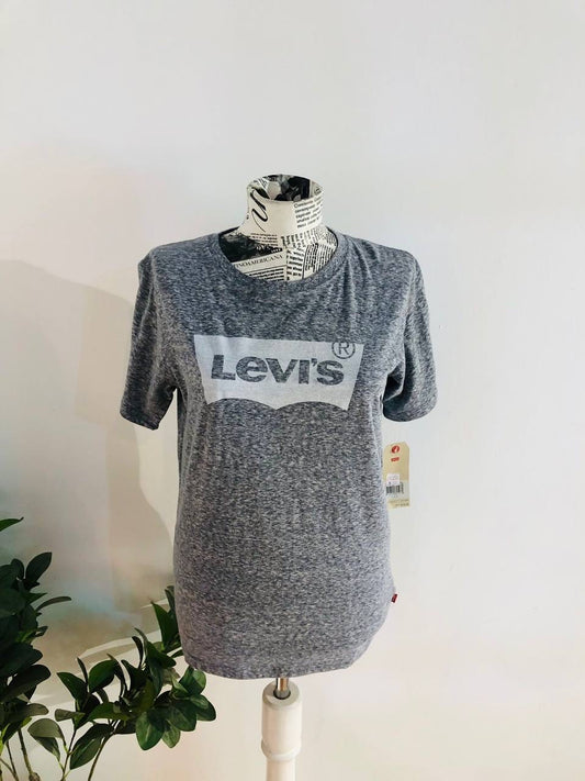 Levi’s shirt