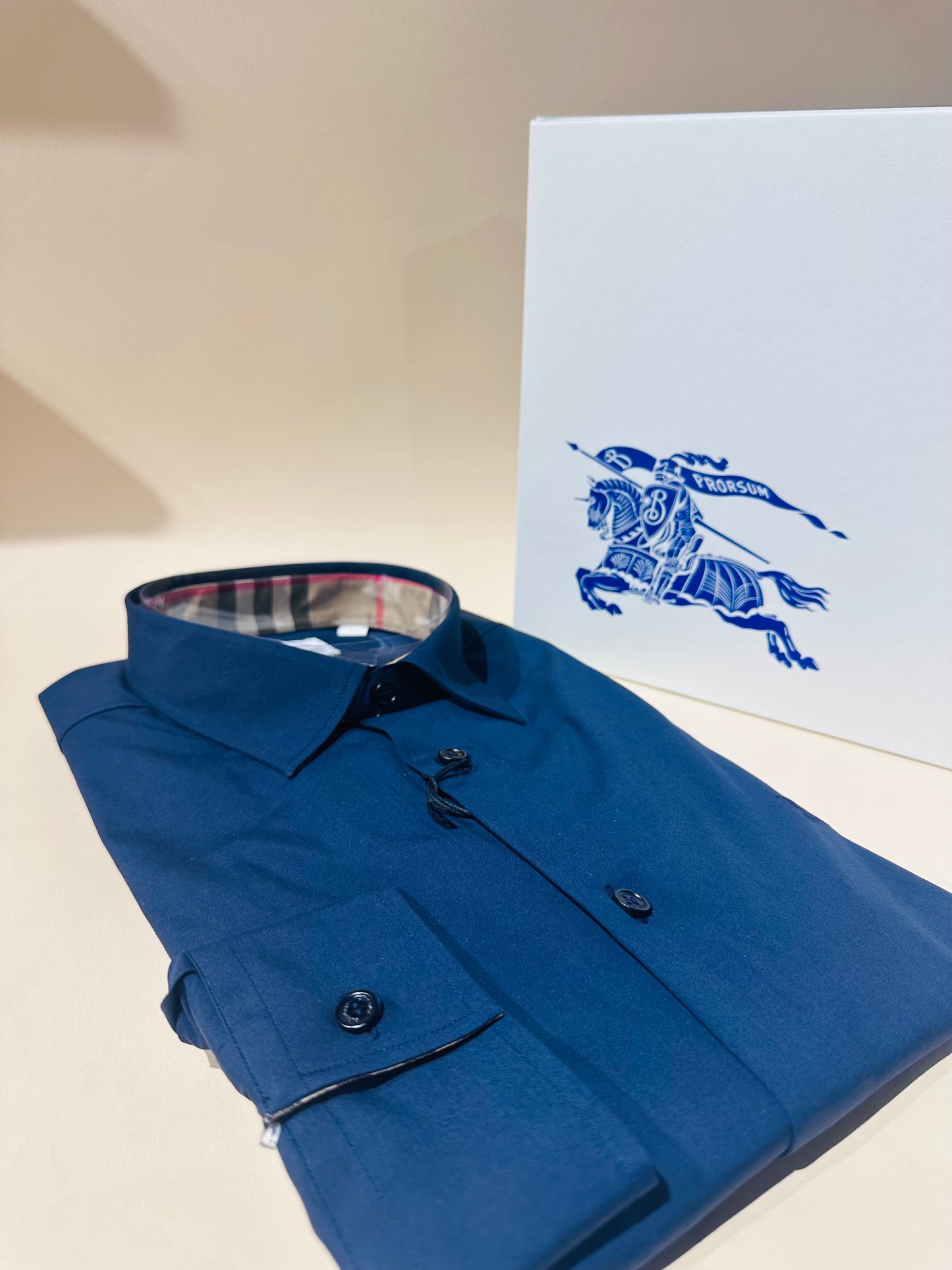 Burberry blouse size xl