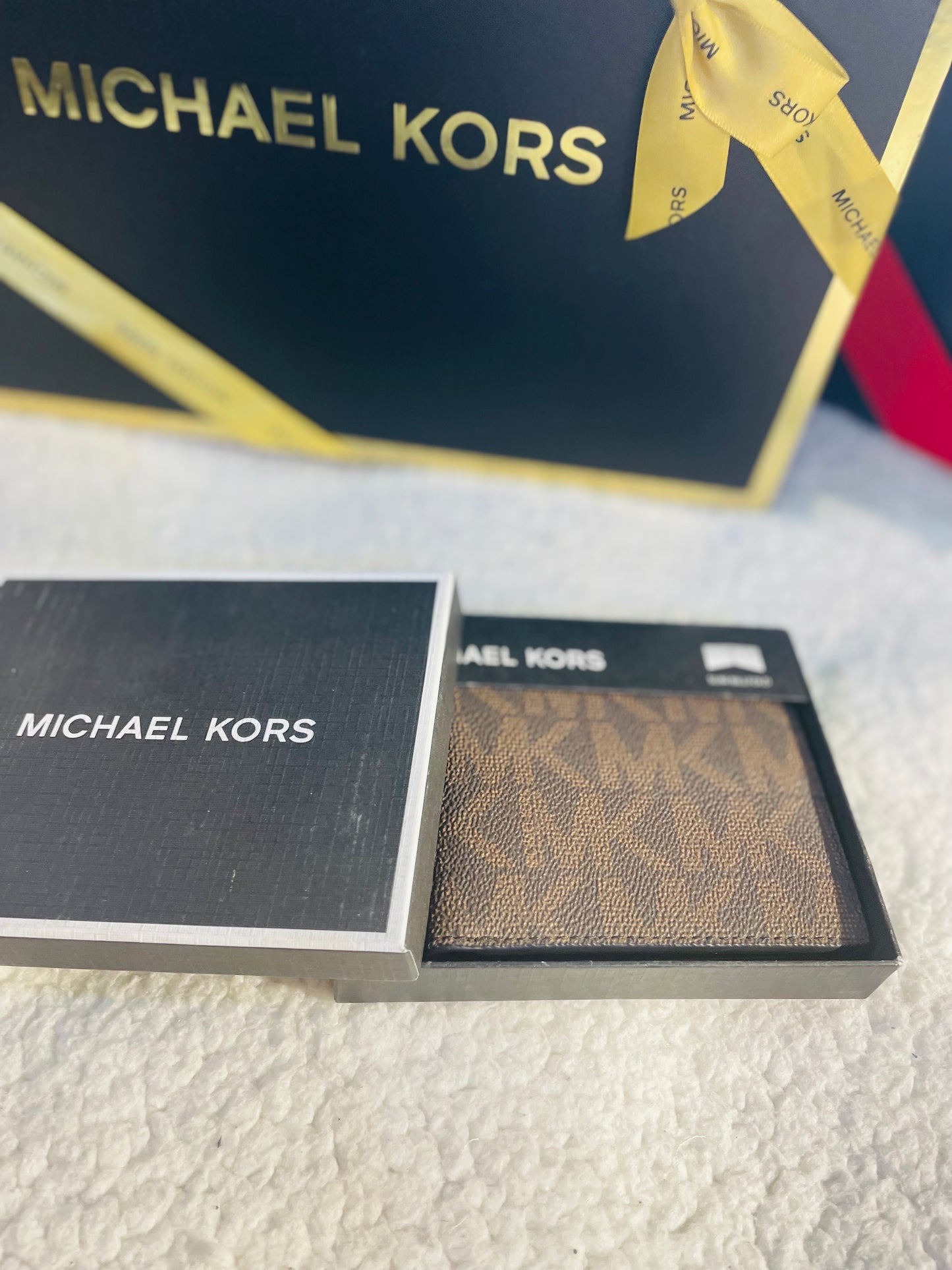 Michael kors wallet