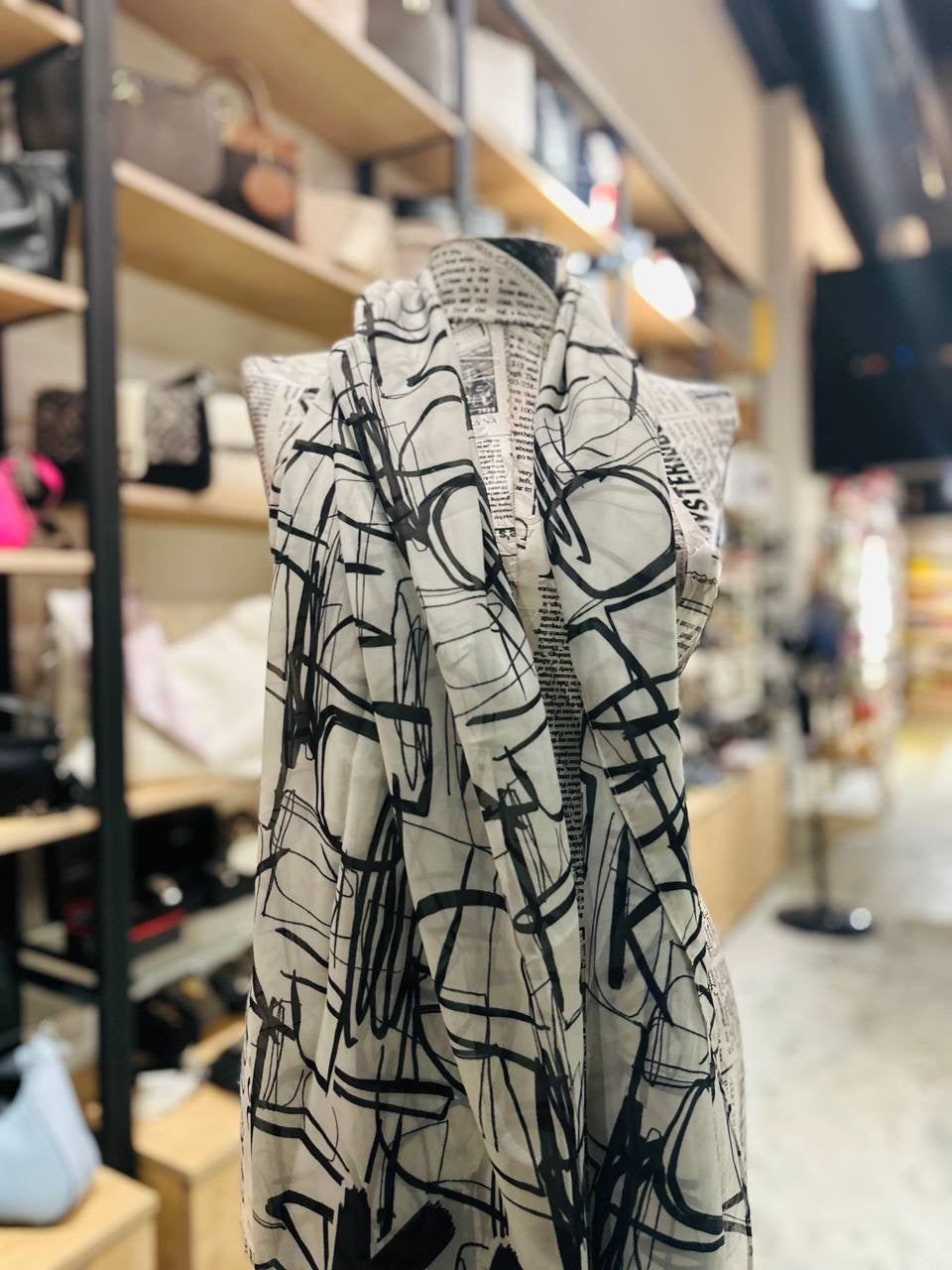 karl lagerfeld scarf
