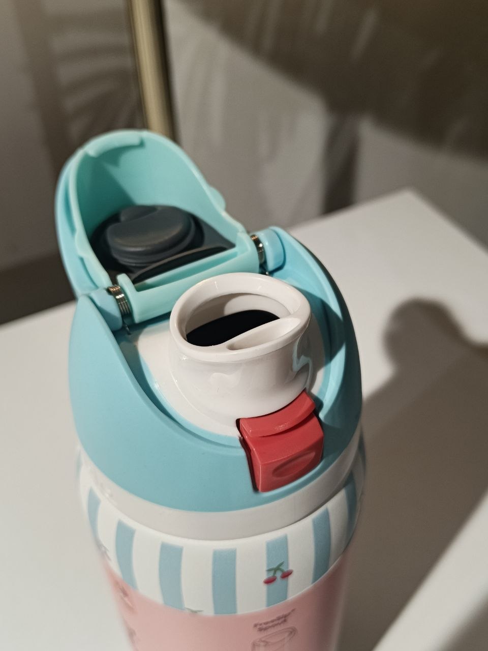 Owala bottle 945ml