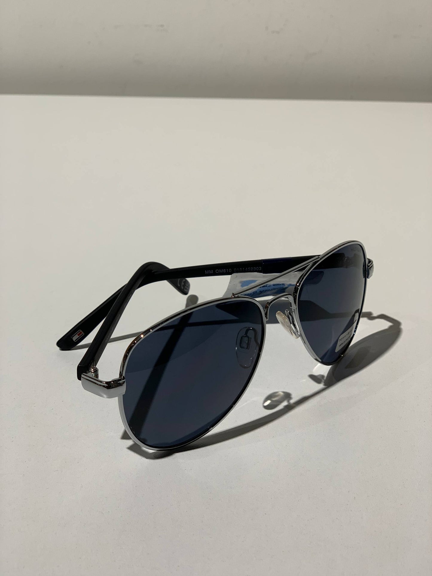 Tommy Hilfiger sunglass