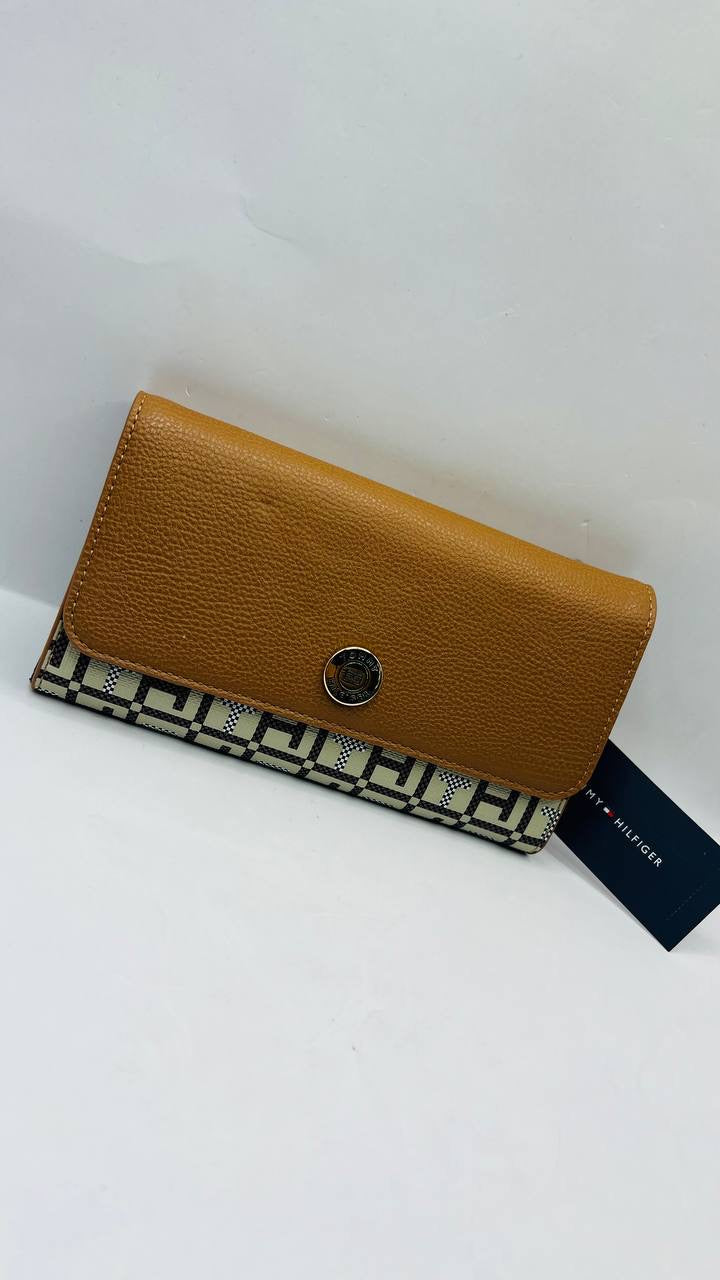 tommy hilfiger wallet