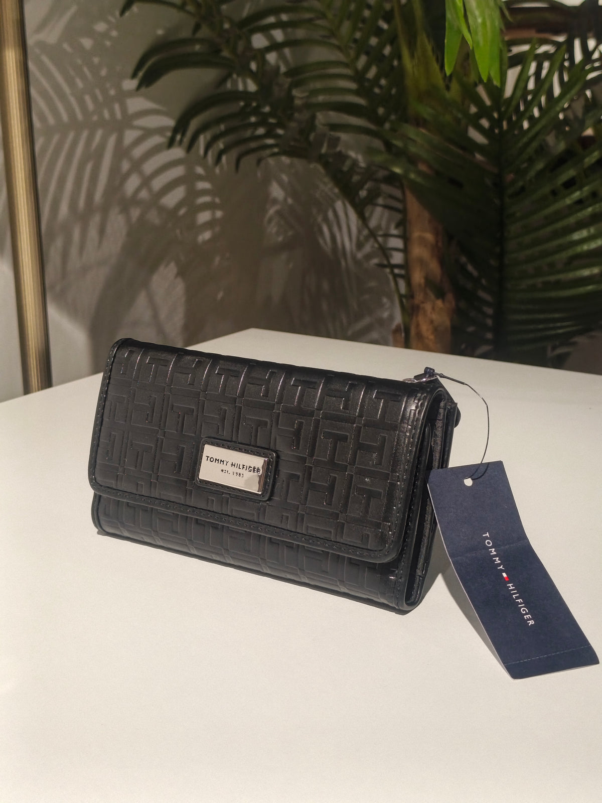 Tommy Hilfiger wallet