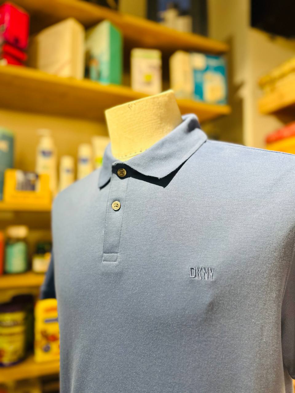 Dkny shirt size medium