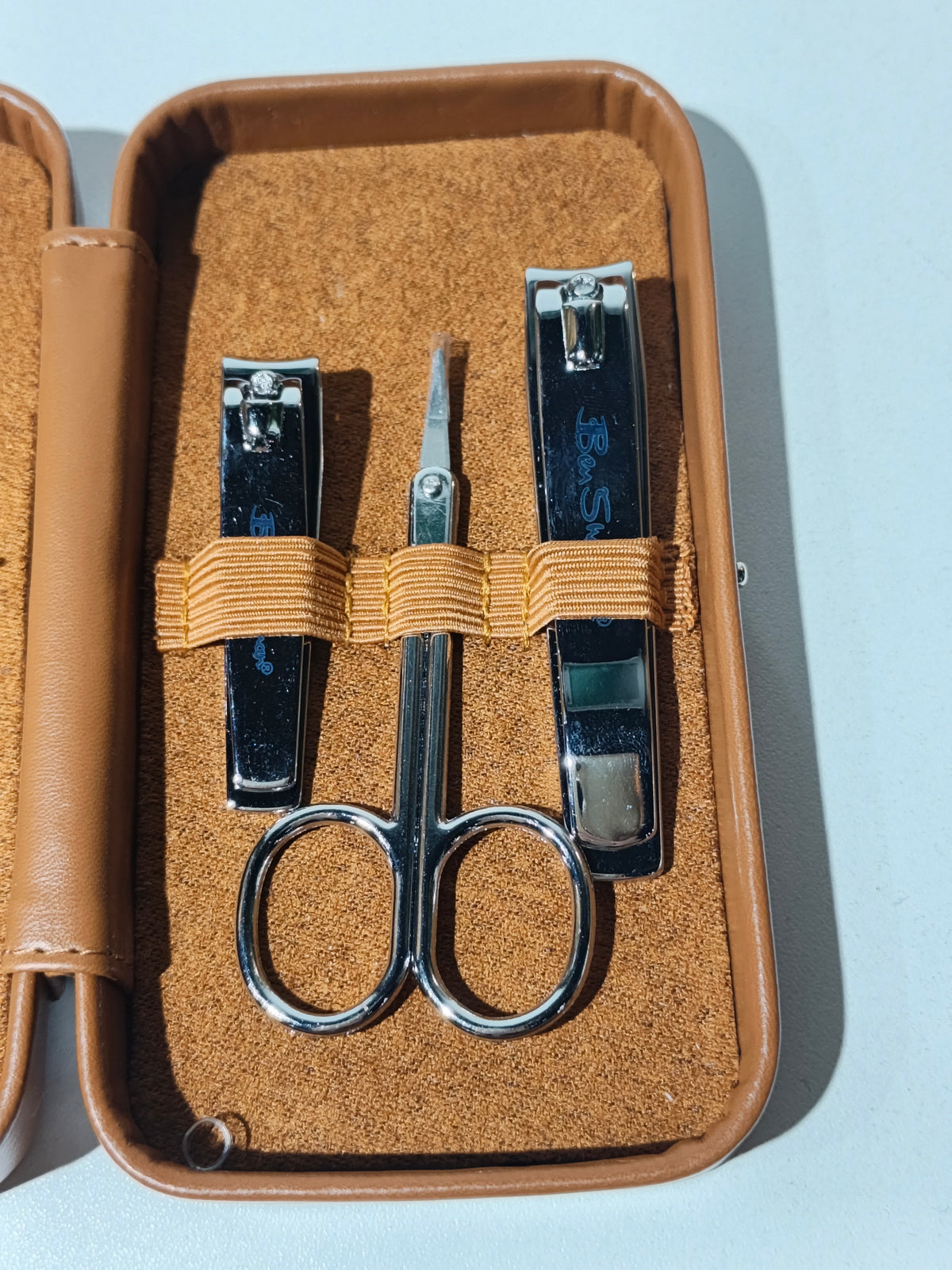 Ben Sherman Deluxe Grooming Kit (7-Piece Collection)