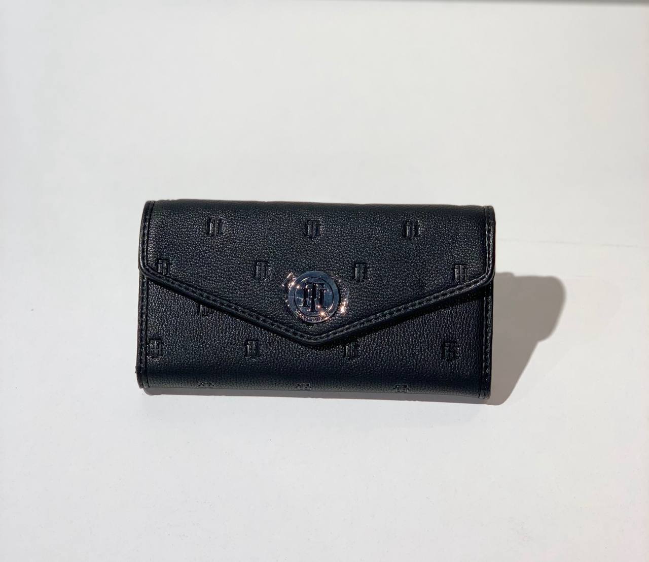 Tommy Hilfiger wallet