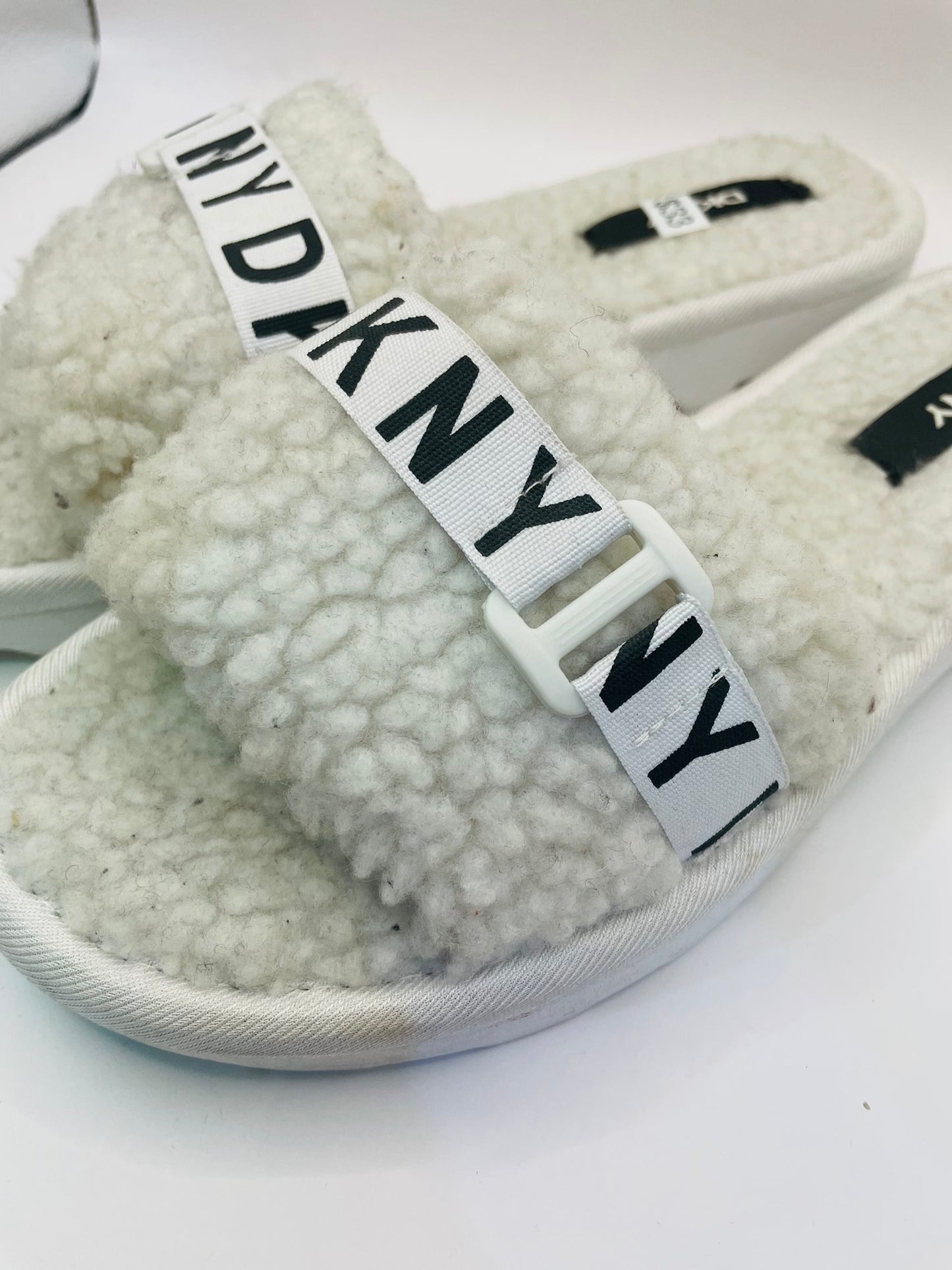 Dkny sandal