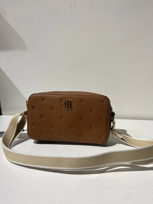 Tommy Hilfiger bag