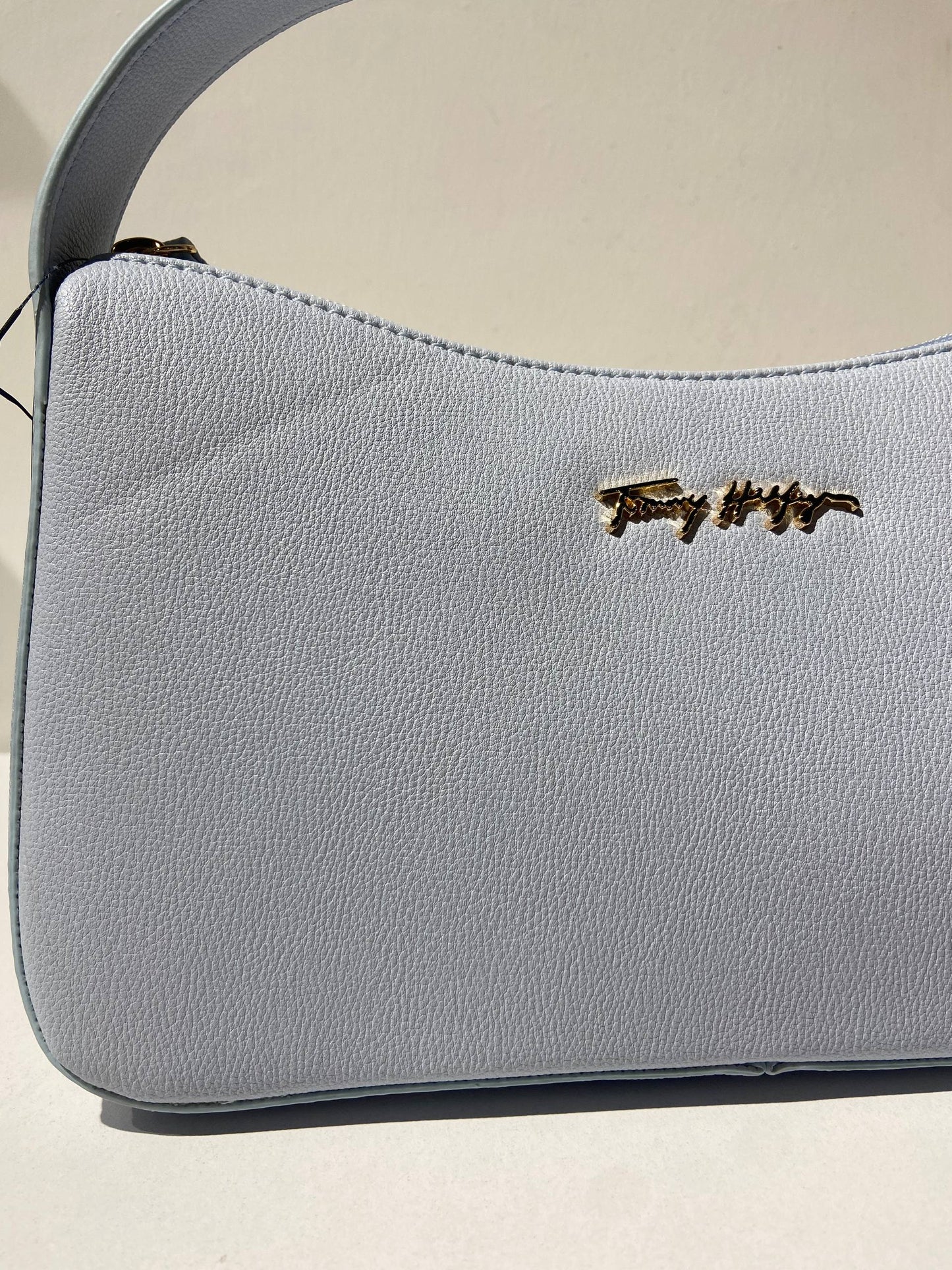 Tommy Hilfiger bag