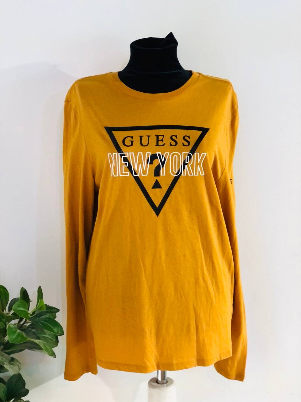 Guess  shirt