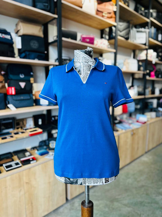 Tommy Hilfiger shirt size small
