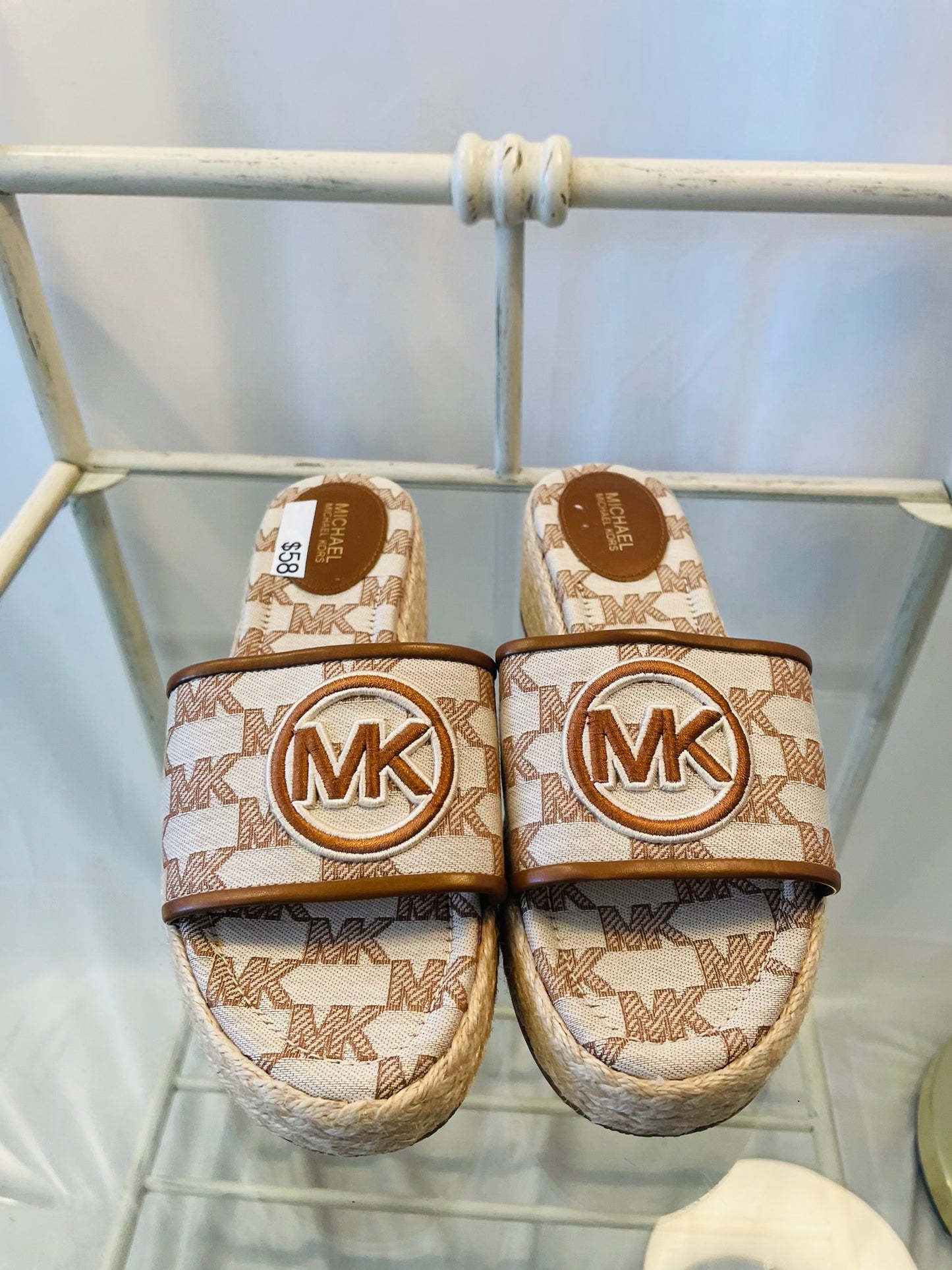 Michael kors sandal