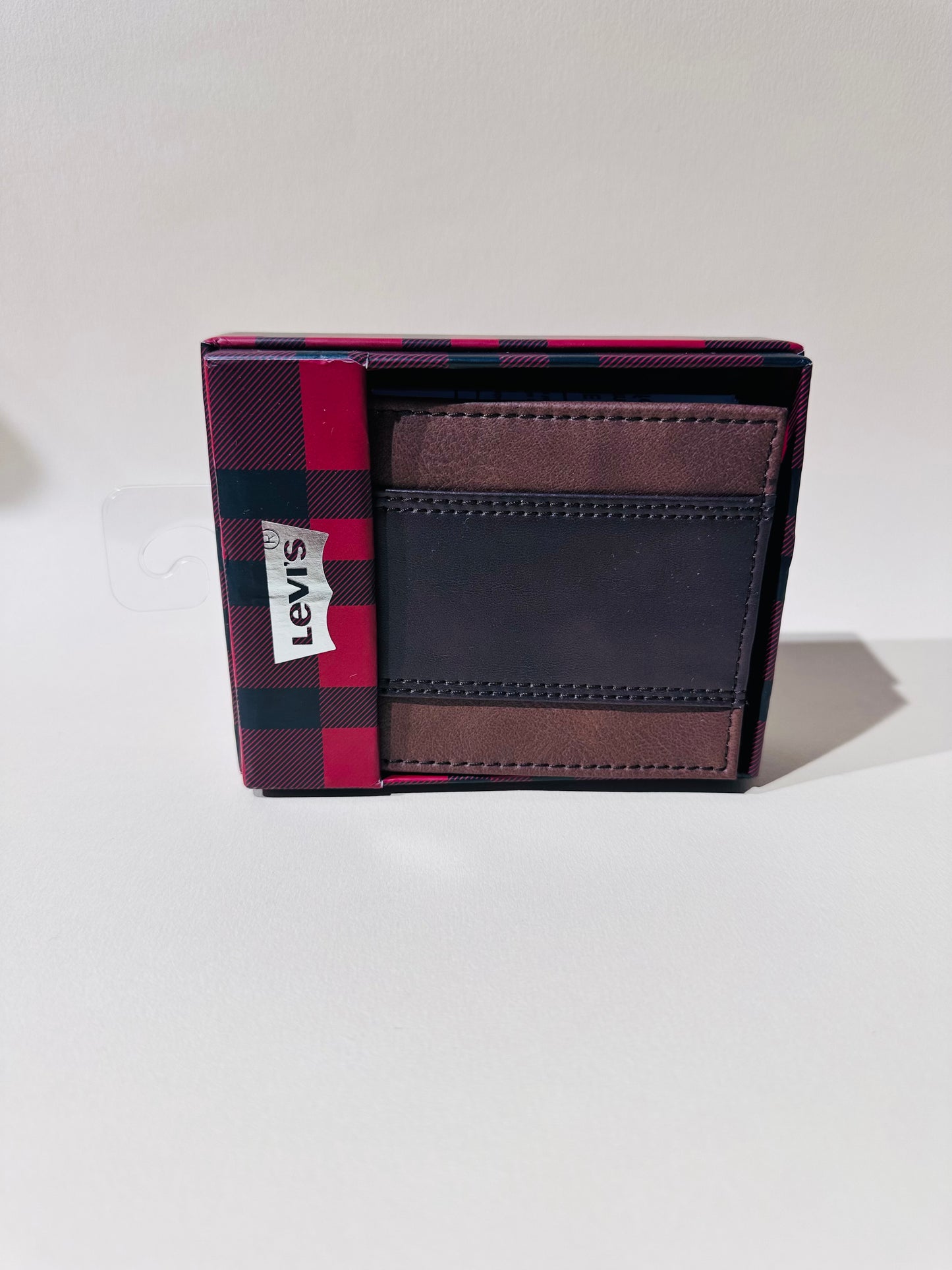 Levis wallet