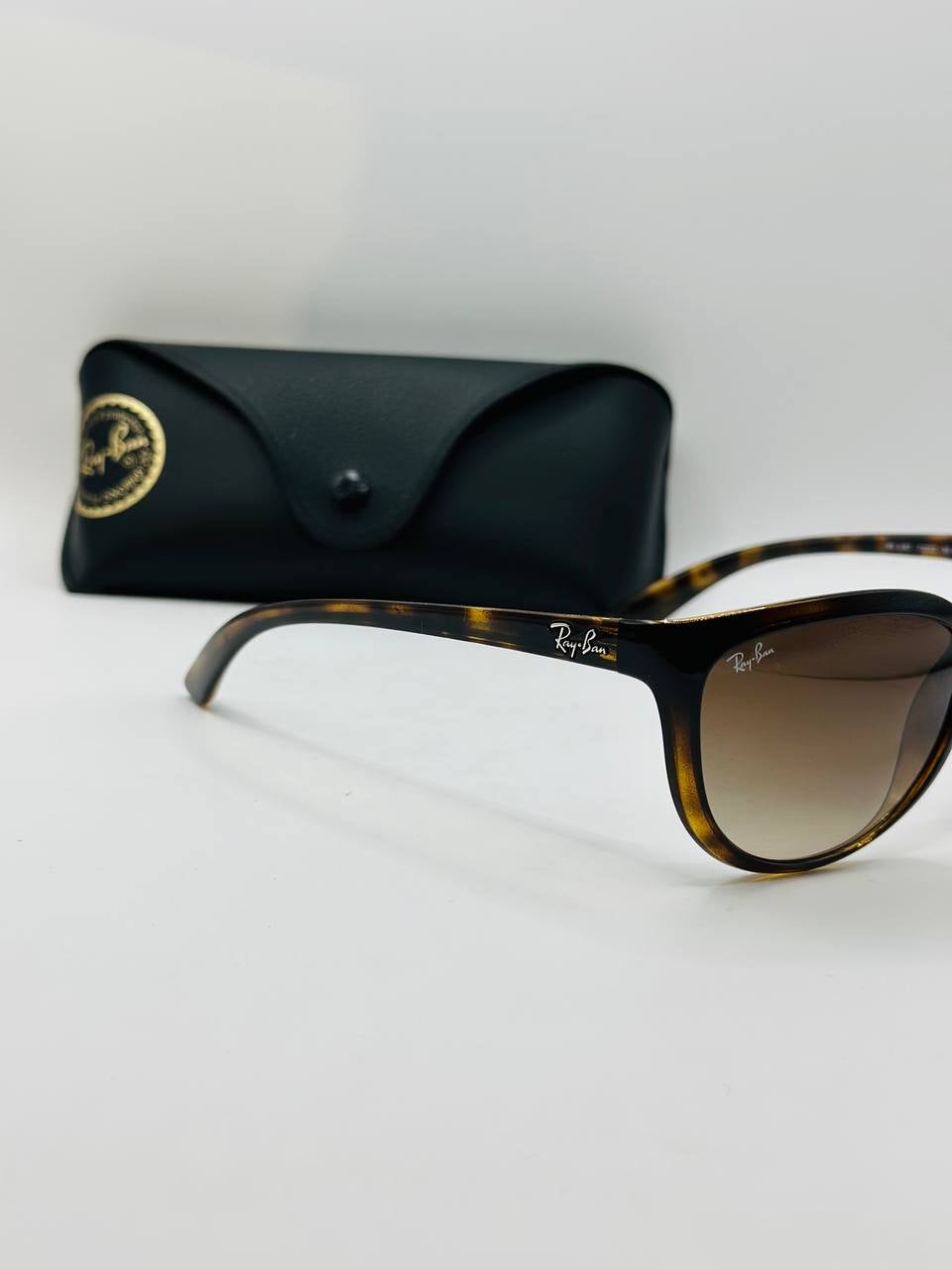 Ray ban sunglasses