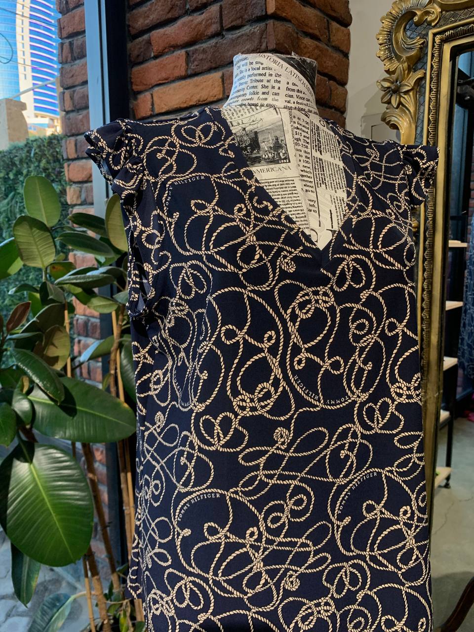 Tommy Hilfiger top