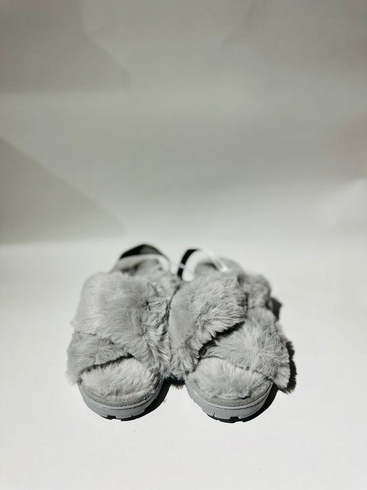 karl lagerfeld gray sandal size 37.5